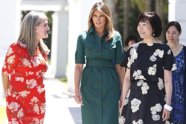 Fotos: Los relajados looks de Melania Trump y Akie Abe, la esposa del primer ministro japonés