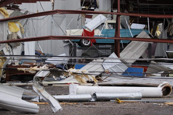 Impresionantes imágenes de la tragedia de los tornados en Estados Unidos