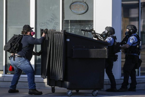 Las 18 imágenes más impactantes de las protestas por George Floyd