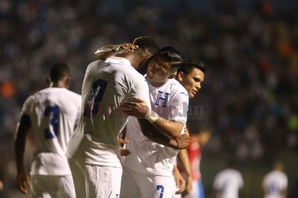 FOTOS: Euforia y lágrimas, la reacción de Benguché al anotar con Honduras en su debut