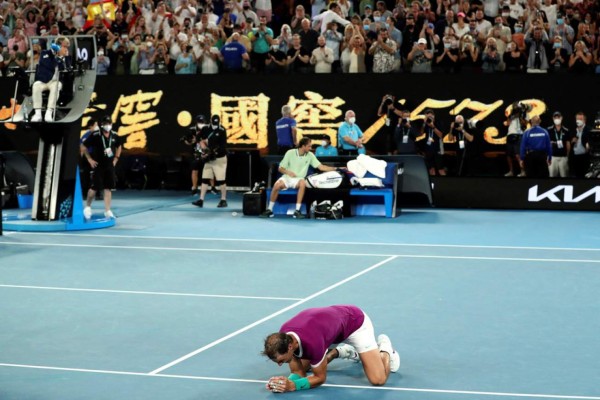 ¡Y el 21 es para... Nadal! 15 imágenes del histórico triunfo del tenista en el Abierto de Australia