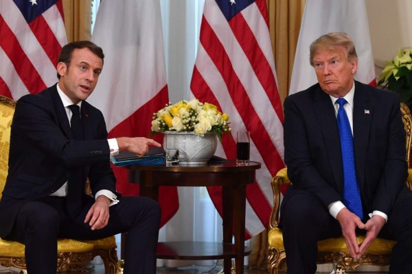 Los gestos indiferentes de Trump en reunión con Macron