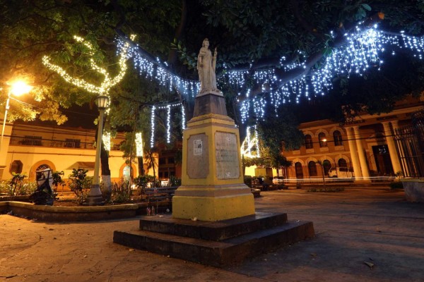 Se encienden las luces de la Navidad en la capital de Honduras