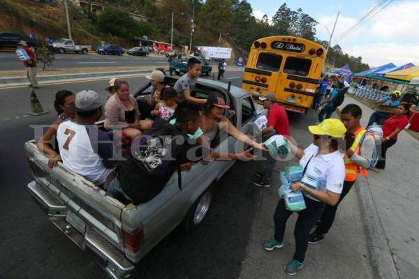 Capitalinos comienzan a salir de la capital rumbo a la zona norte de Honduras