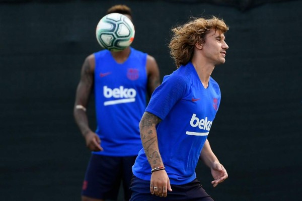 Las fotos que dejó el primer entrenamiento de Griezmann con la plantilla del Barcelona