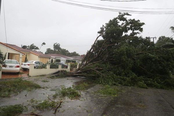 Las imágenes de una Florida azotada por el huracán Irma; ya son tres muertos