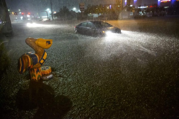 FOTOS: Una decena de muertos y caos deja Claudette a su paso por Alabama  