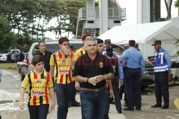 Ambientazo en el Olímpico de San Pedro Sula previo a la final Real España vs Motagua