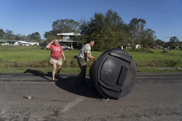 Los efectos devastadores de la tormenta tropical Delta en EEUU