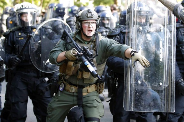 Trump pide mano dura mientras protestas por George Floyd no cesan (FOTOS)