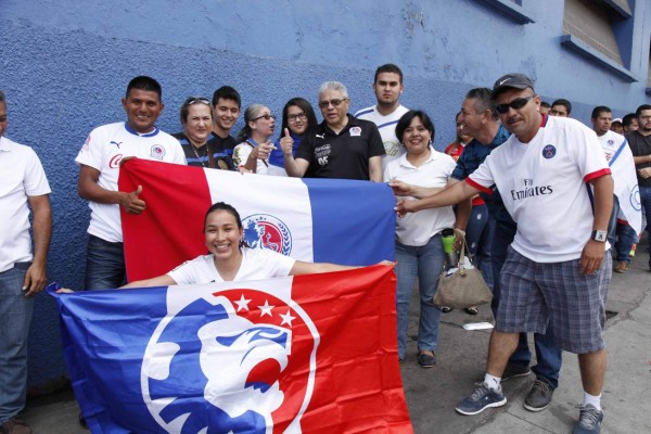 Ambientazo en la capital para la fiesta del fútbol