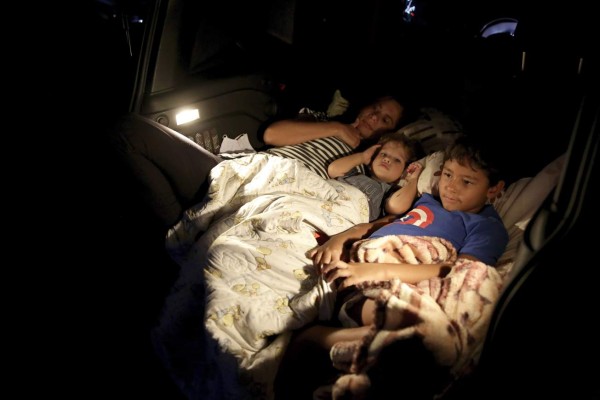 Fotos: Autocine en Brasil, para huir de la pesadilla del Covid-19