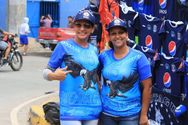 ¡Espectacular! El Nacional se pintó de azul profundo en la gran final