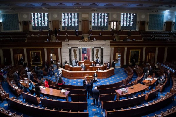 El juicio político: un mecanismo inusual en EEUU, menos contra Trump