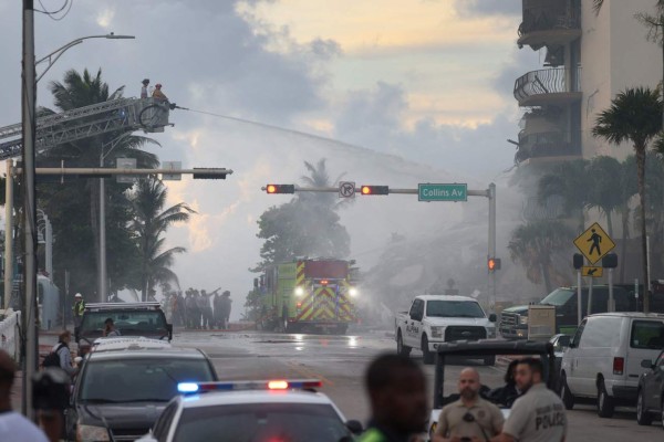 Desesperada búsqueda de sobrevivientes en edificio de Miami (FOTOS)