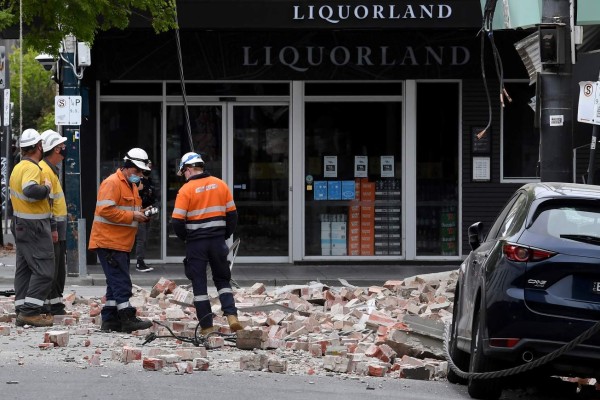 Edificios derrumbados y postes a punto de caer: los daños tras el sismo en Australia