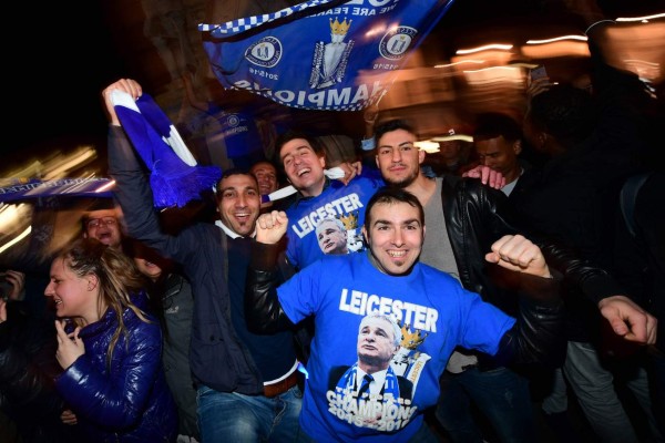 Euforia en las calles de Leicester tras empate entre Chelsea y Tottenham