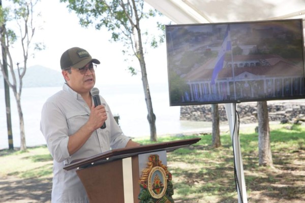 Conmemoran en la isla Conejo el 179 aniversario del fallecimiento de Francisco Morazán (FOTOS)