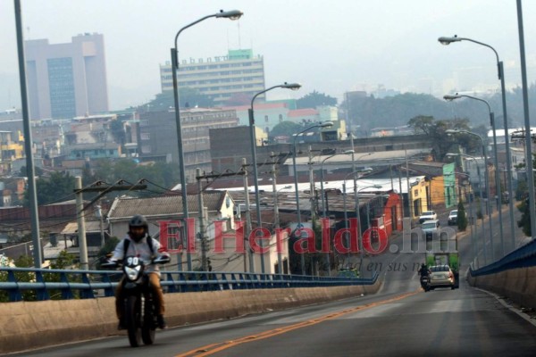 FOTOS: Tegucigalpa luce vacía y sin comercio debido al Covid-19