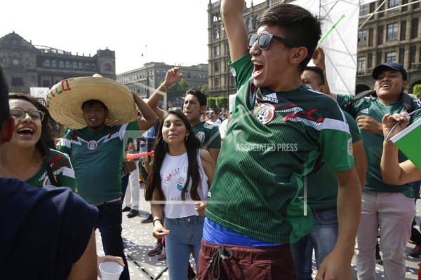 Así vivieron los mexicanos la derrota de su selección