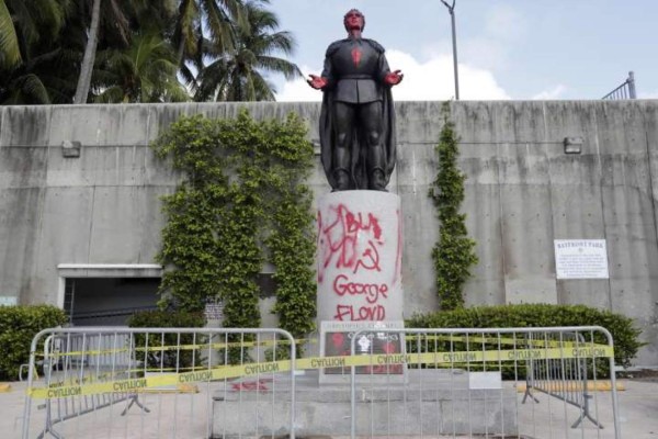 FOTOS: Derribadas, decapitadas o vandalizadas: cinco estatuas polémicas