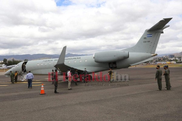 La llegada de las primeras vacunas contra el covid-19 a Honduras en fotos