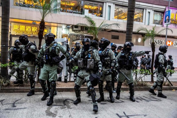 FOTOS: Hong Kong entra en 2020 con masivas y tensas manifestaciones   