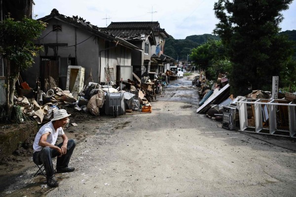 Imágenes de la devastación y dolor que dejan inundaciones en Japón