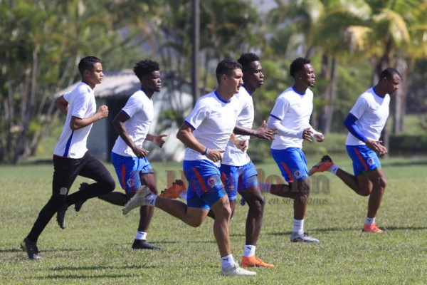 FOTOS: Olimpia entrenó este viernes, de la mano de Troglio, pensando en Honduras Progreso