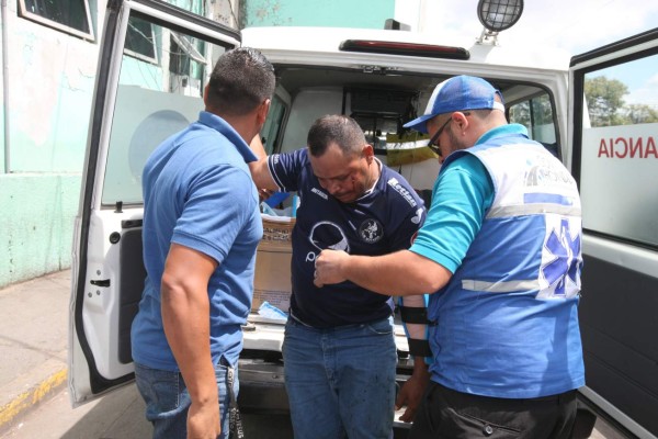 Al menos nueve heridos deja volcamiento de bus en carretera a Comayagua