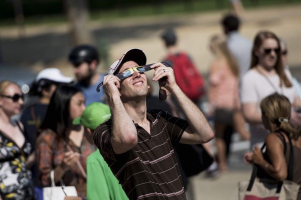 Así se disfruta del eclipse solar a nivel mundial