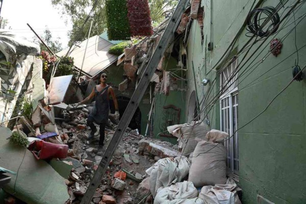 Las imágenes más impactantes del terremoto de 7.1 que golpeó a México