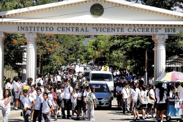 El ICVC, el colegio más longevo de Honduras, cumple 143 años