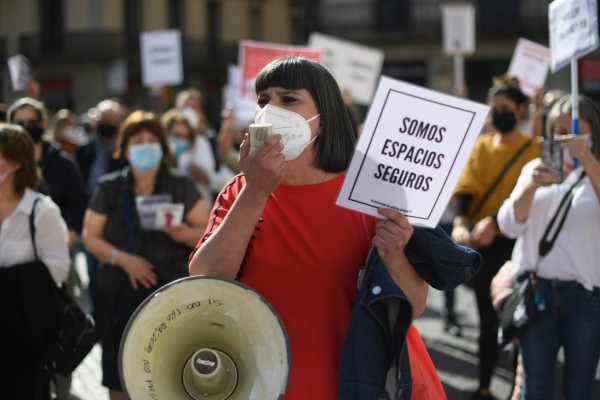 Protestas en Europa por las nuevas medidas para contener segunda ola (FOTOS)