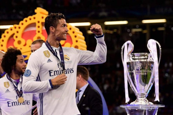 10 datos que demuestran que Cristiano Ronaldo supera a Messi