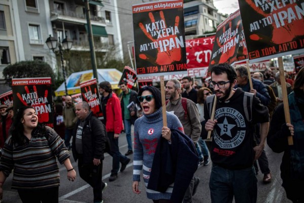 'No a la guerra' y 'paz': Ola de protestas tras conflicto entre Irán y EEUU