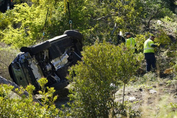 Las impactantes imágenes del accidente del golfista Tiger Woods