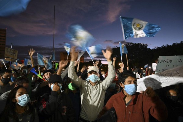 FOTOS: Las claves que permitieron la derogación del polémico presupuesto en Guatemala