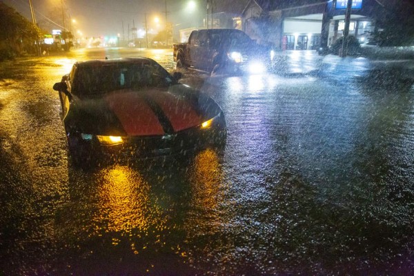 FOTOS: Una decena de muertos y caos deja Claudette a su paso por Alabama  