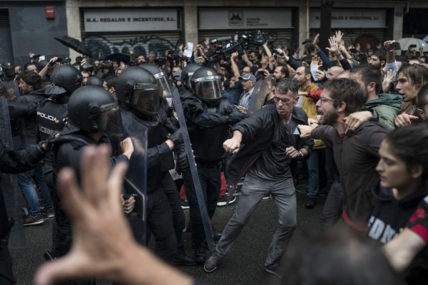 Así viveron los catalanes el referéndum por la independencia