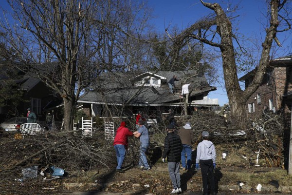 Así luce Kentucky tras el paso de 'la más mortífera' serie de tornados (FOTOS)