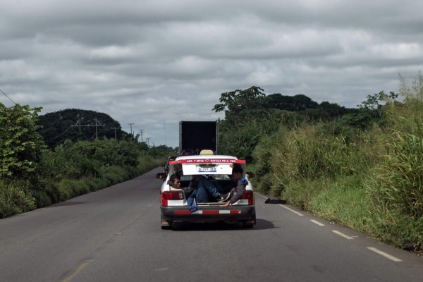 FOTOS: Caravana migrante busca jalones para recorrer más de dos mil kilómetros faltantes