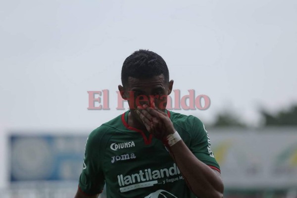 Samuel Córdova salió del partido Marathón vs Real España con la nariz rota