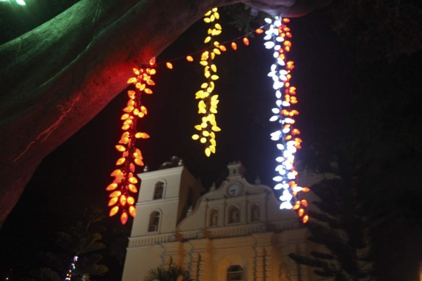 El espíritu de la Navidad ilumina Tegucigalpa