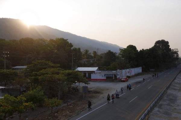 Niños llorando, padres desesperados y ancianos arrestados: Las imágenes de la redada contra los migrantes en México