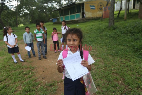 FOTOS: Completamente olvidadas viven las familias en Dolores-Mesetas