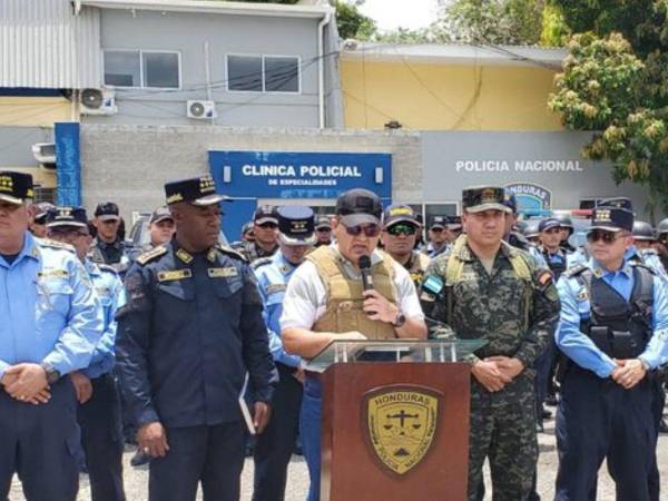 El ministro de Seguridad, Gustavo Sánchez, viajó a San Pedro Sula para iniciar con la operación “Candado Valle de Sula”.