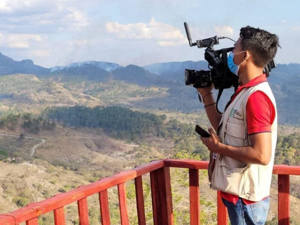 El periodista fue calificado por sus amigos como una persona feliz, con sueños y creyente en Dios.