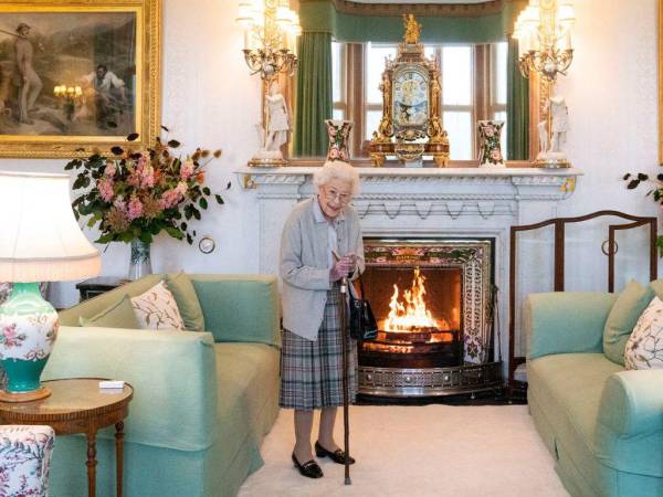 La reina Isabel recibió a la nueva primera ministra de Inglaterra en su casa en Balmoral.