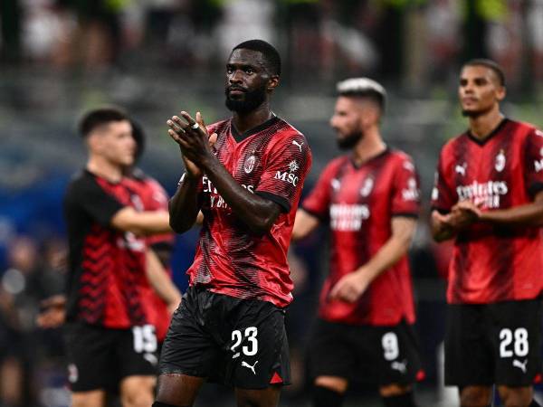 AC Milan empató en el inicio de la Champions League, después de un difícil encuentro contra el Newcastle.